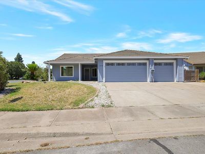 1898 White Oak Dr