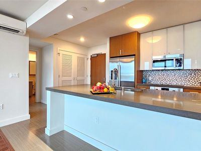 600 Ala Moana Blvd #1304