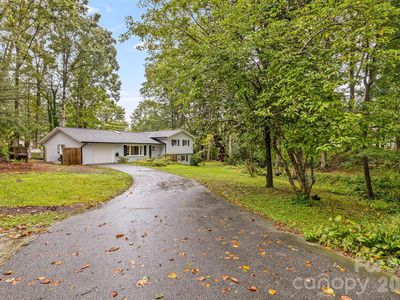 3238 Debbie Dr