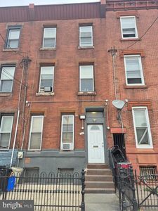 2009 E Allegheny Ave