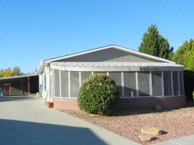 585 W Conestoga Cir