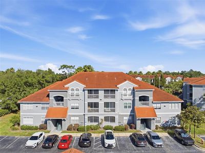 18001 Richmond Place Dr APT 613