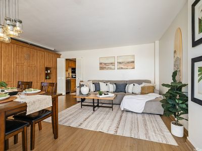 1020 Green St APT 711
