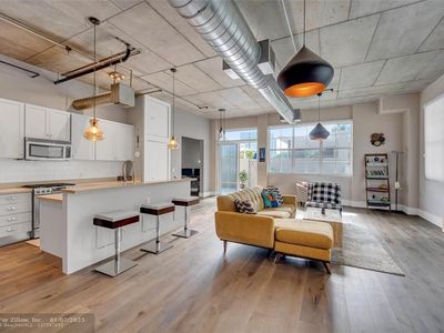 410 NW 1st Ave UNIT 202