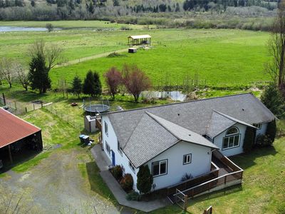 591 W Shelton Valley Road