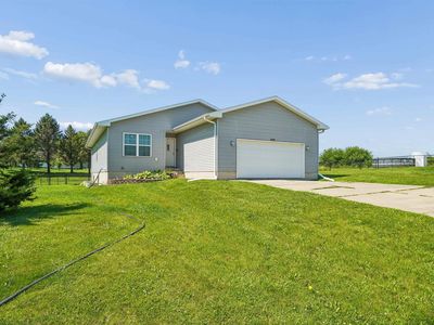 5685 Summerland Dr