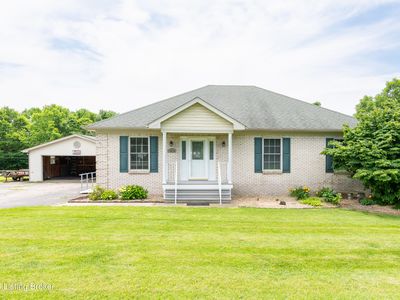 Property at 1410 Sunset Dr, Lagrange, KY