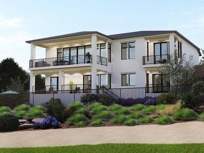 3704 Llyn Glaslyn Place