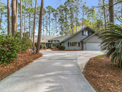 Property at 7 Brown Thrasher Rd, Hilton Head, SC
