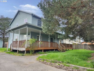 Property at 835 S Wynooski St, Newberg, OR