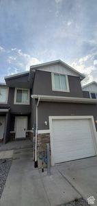 831 E Eagle Ln