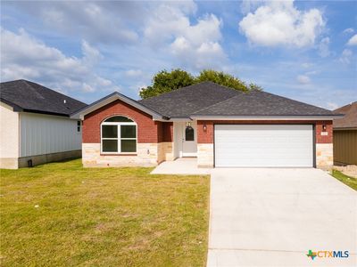 2119 Blackhawk Loop