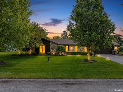 7408 N Vickie Dr