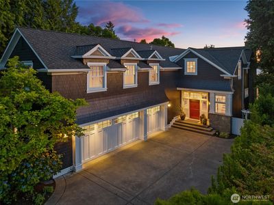 2665 Evergreen Point Road NE