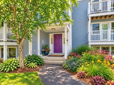 Property at 44 Evergreen Rd APT 202, Northampton, MA