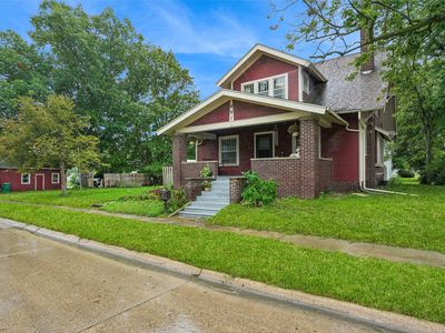 401 E 2nd Ave
