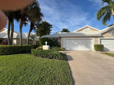 6113 Greenspointe Drive #10