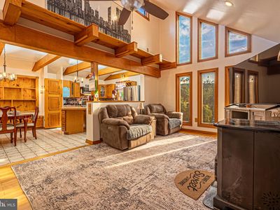 13901 Oleander Dr