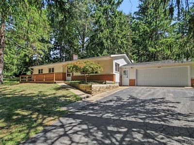 3416 E Pineview Dr