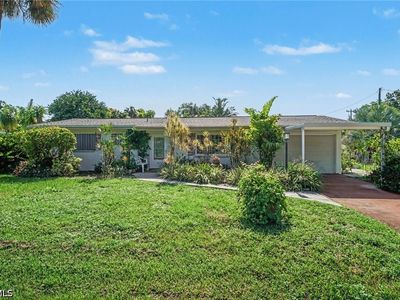 1564 Ixora Dr