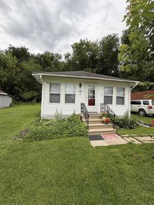 1402 E Koshkonong DRIVE