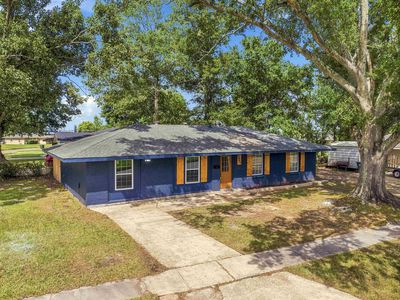 3901 Hoover Cir