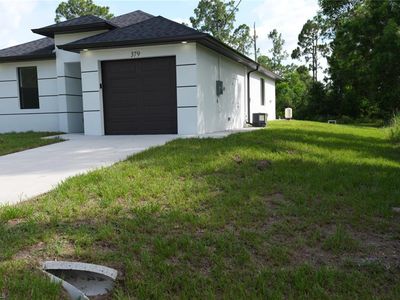 379 Selkirk AVE