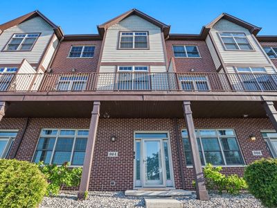 964 Fountain Pl