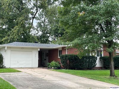 8753 Grand Ave