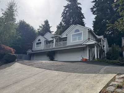 12245 SE Whitcomb Dr
