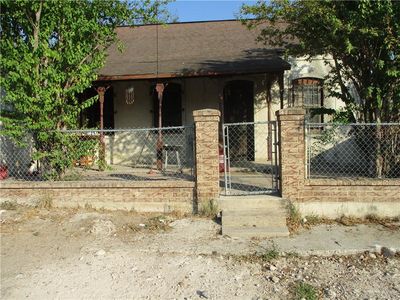 Property at 207 S Avasolo St, Rio Grande City, TX