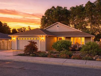 468 Westminster Dr
