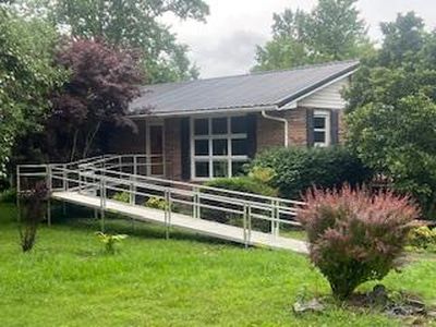 6515 Brown Ridge Rd
