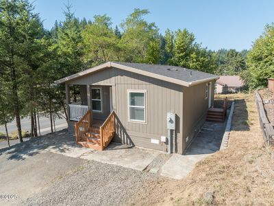 Property at 150 NW 5th St, Toledo, OR