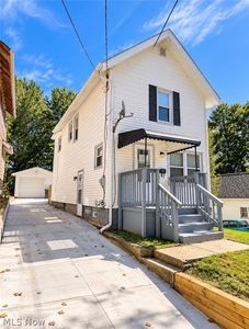 847 Keeney St