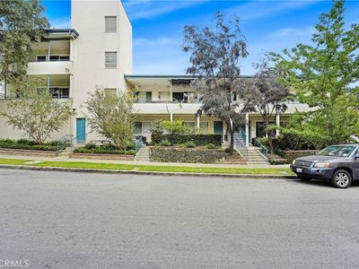 1975 S Beverly Glen Blvd