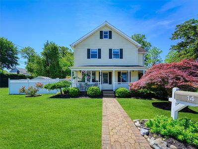 14 Woodland Drive