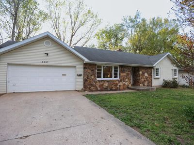 3527 S Ferguson Avenue