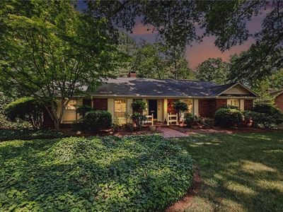 831 Glen Echo Trl
