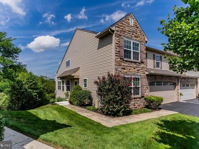 Property at 351 Weatherstone Dr, New Cumberland, PA
