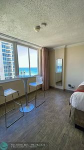 19201 Collins Ave UNIT 1122