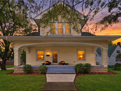 800 E Main St