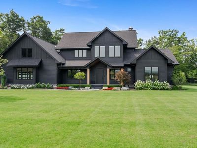 7825 Lindy Ln