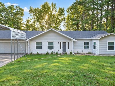 215 Pin Oak Dr