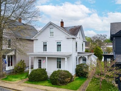 20 Maple St