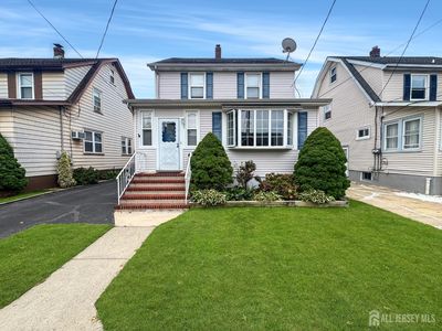 27 Hermann Ave