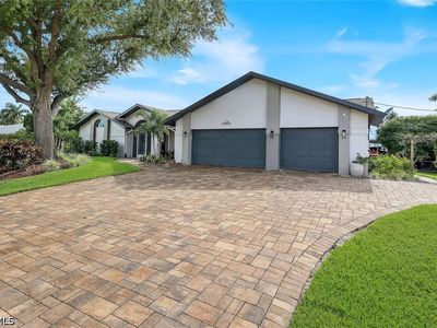 Property at 204 SE 20th Pl, Cape Coral, FL