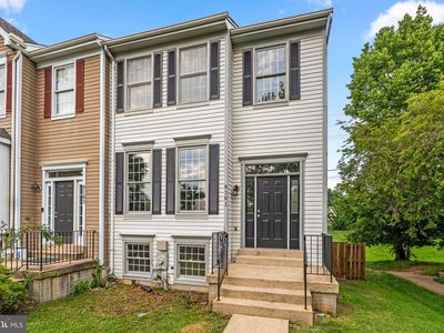 8101 Chelaberry Ct