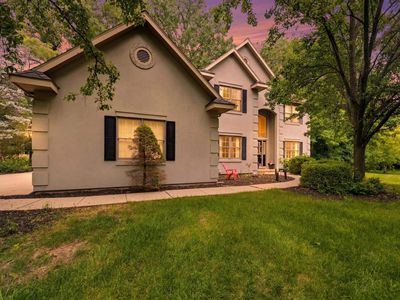 705 Sapphire Ct