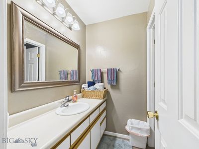 3026 W Villard St #2D